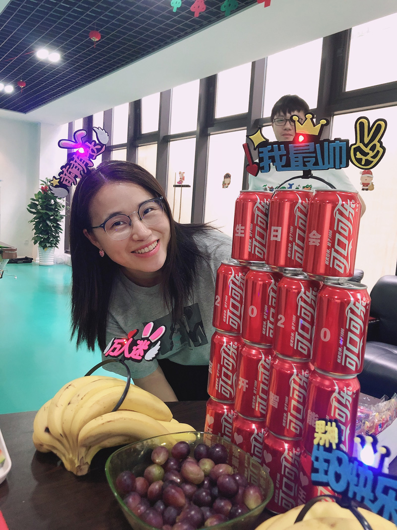 八月集體生日會 | 與久違的祝?；馃嵯嘧?  src="/uploads/allimg/210903/1-210Z3142023A9.jpg" /></p>
<p><img alt=