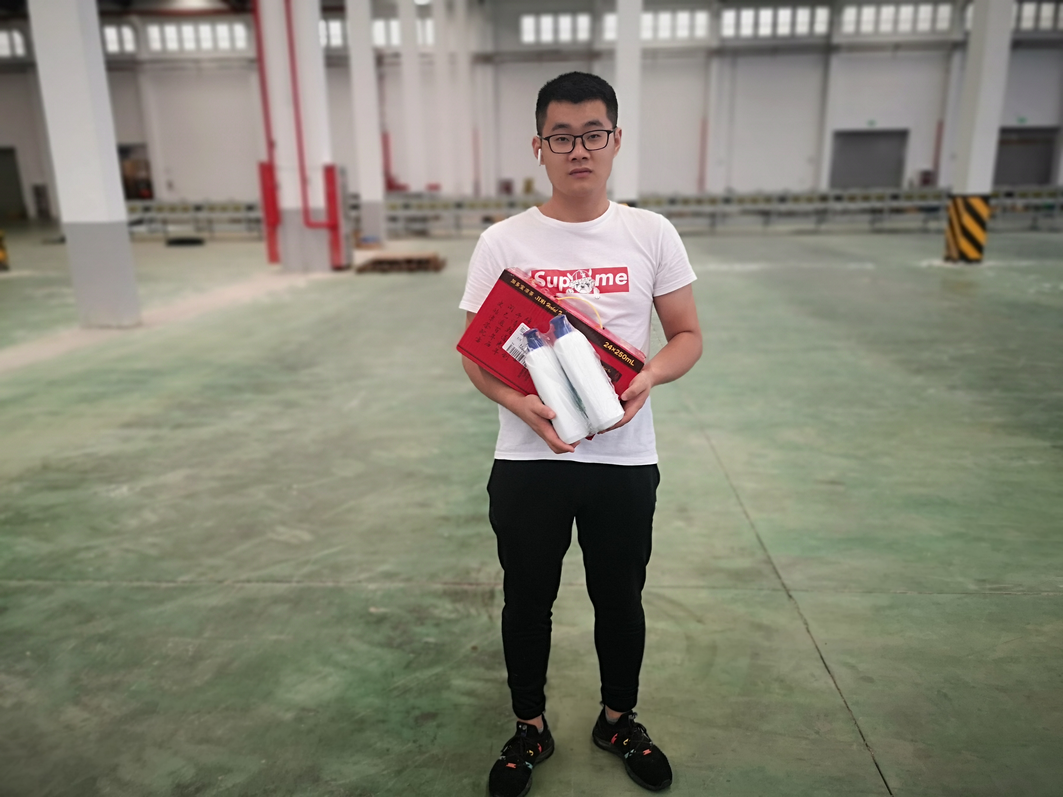 關(guān)愛職工 · 夏送清涼 | 寶開工會赴一線送清涼，致敬高溫下的堅(jiān)守