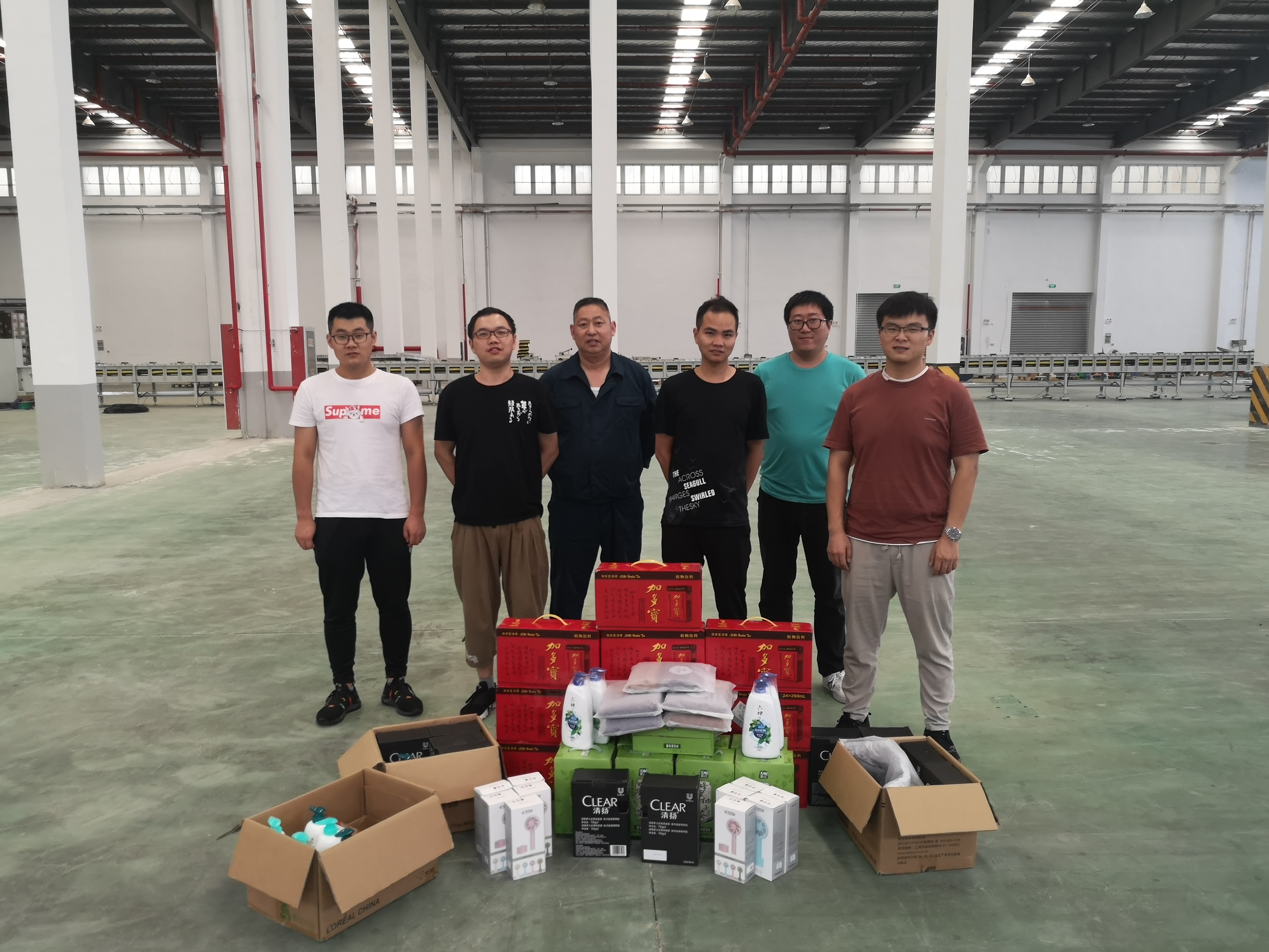 關(guān)愛職工 · 夏送清涼 | 寶開工會赴一線送清涼，致敬高溫下的堅(jiān)守