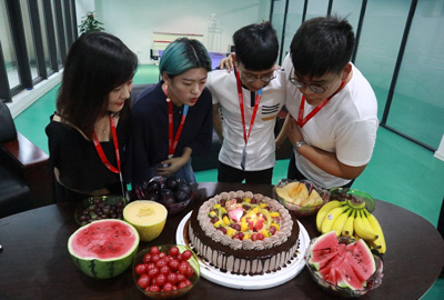 八月未央，歡聚一夏 | 寶開集體生日會：共享歡樂時刻