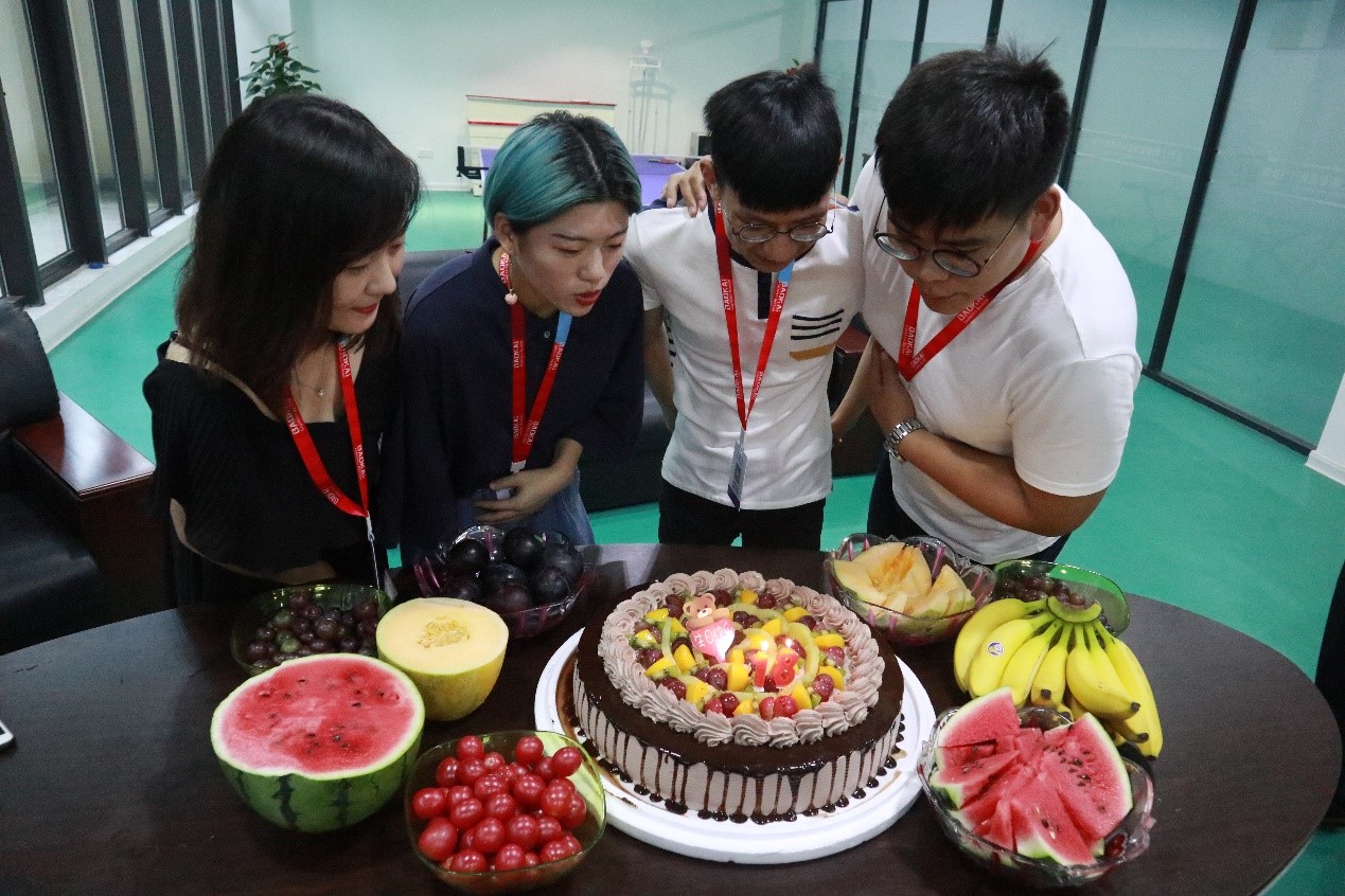 八月未央，歡聚一夏 | 寶開集體生日會：共享歡樂時刻