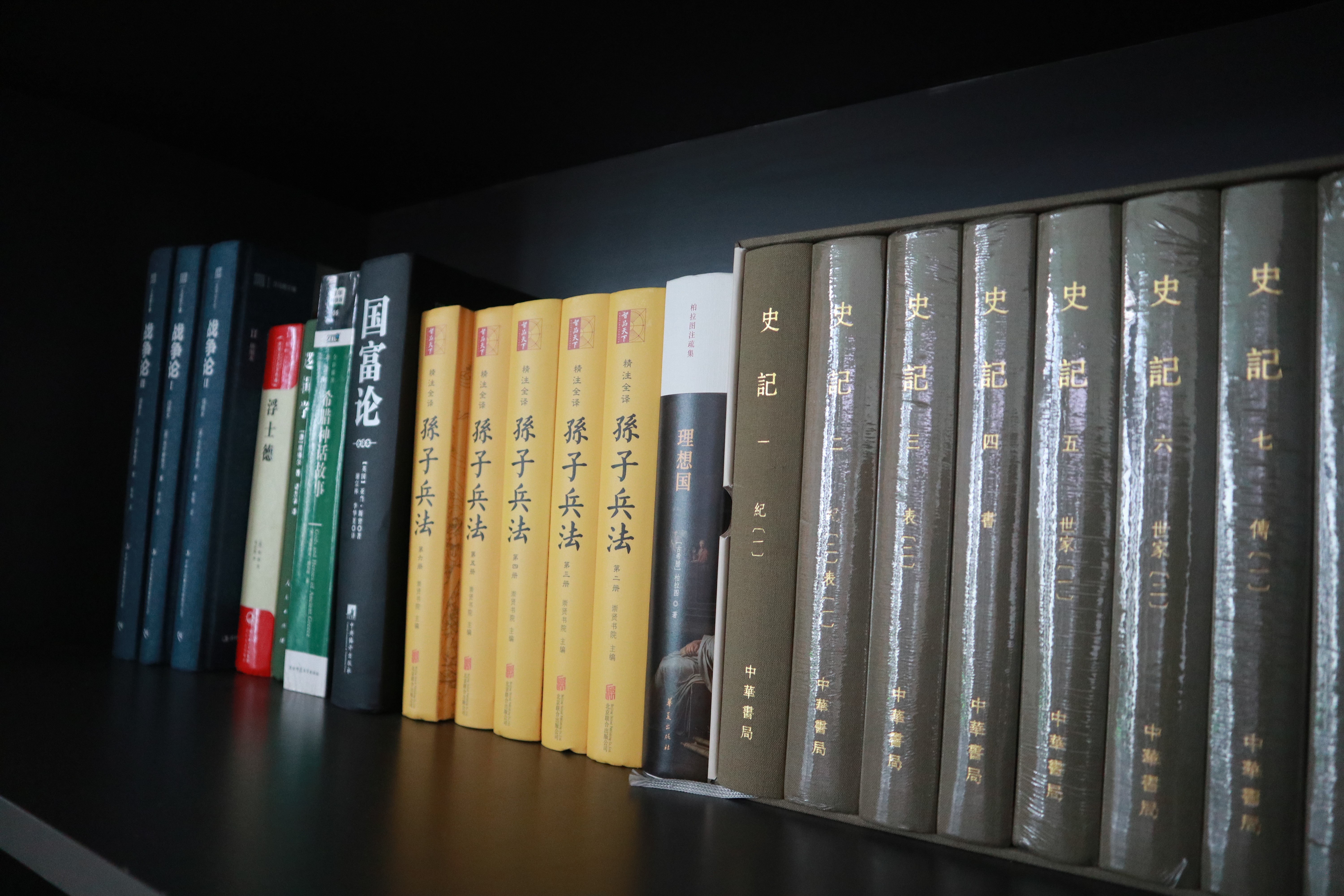 企業(yè)書香 | 寶開(kāi)新建職工書屋，“小書屋”構(gòu)建精神“大家園”