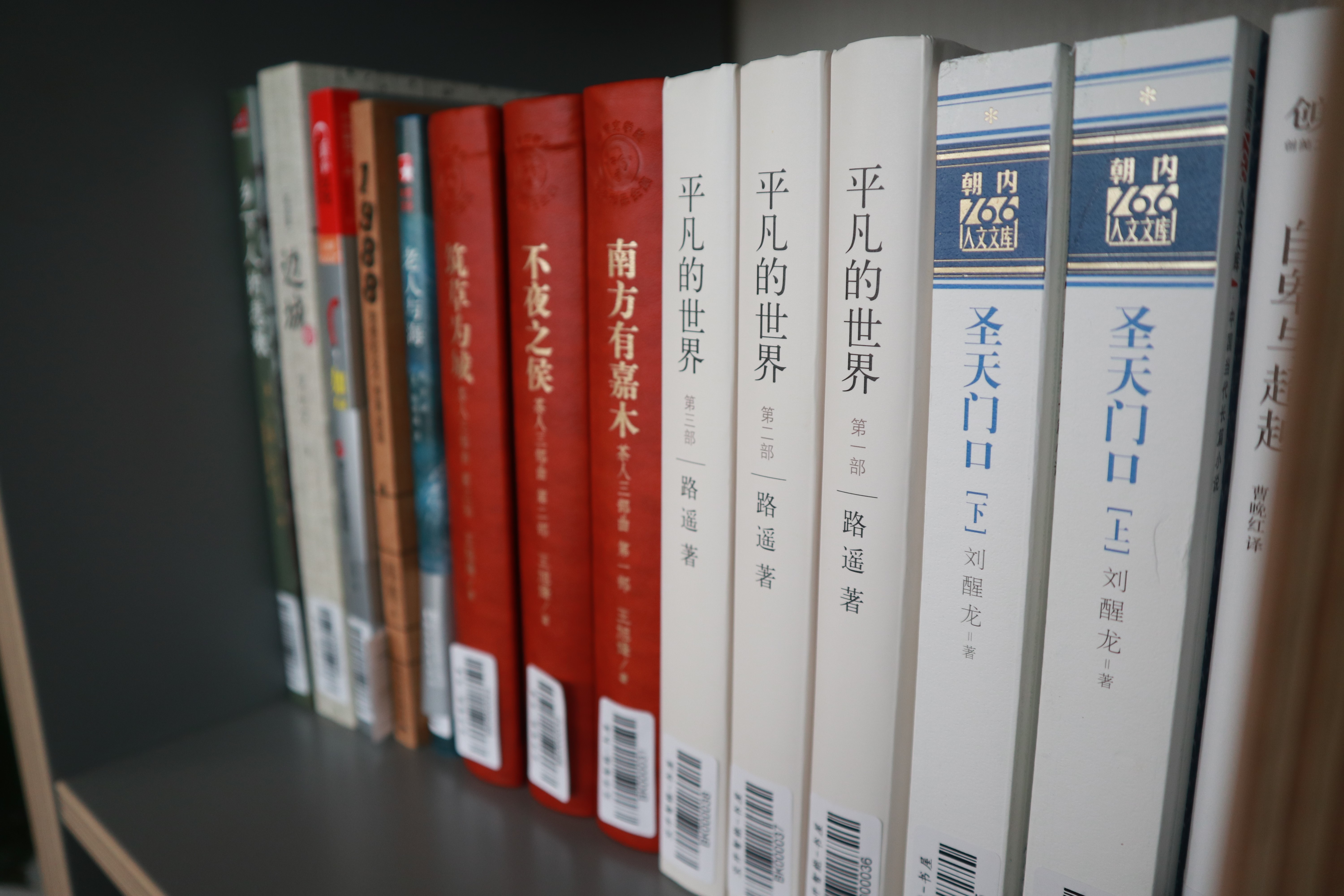 企業(yè)書香 | 寶開(kāi)新建職工書屋，“小書屋”構(gòu)建精神“大家園”