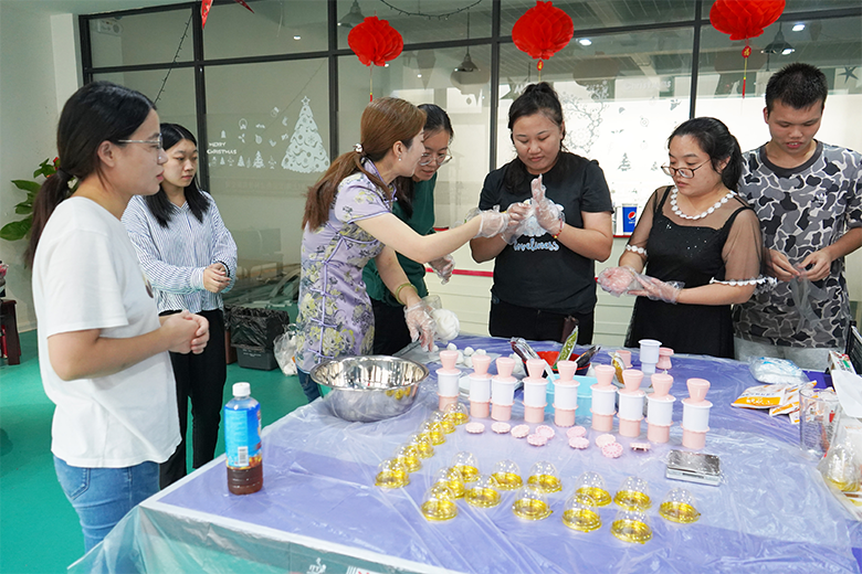 月圓中秋 · 集體慶生 | 溫馨九月，迎佳節(jié)，賀生辰，共團(tuán)圓！